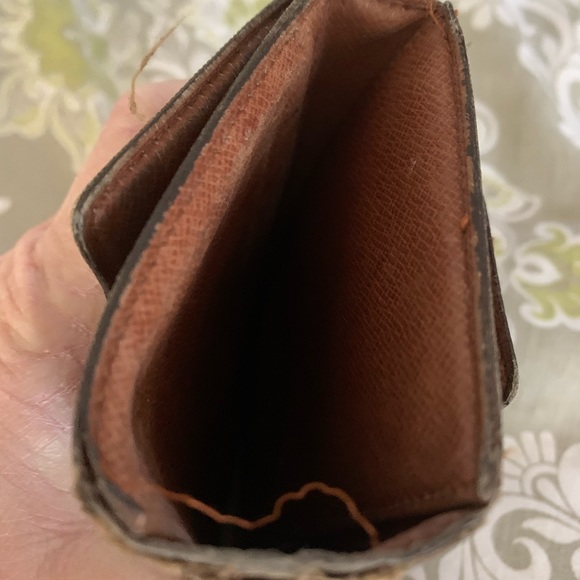 Louis Vuitton Wallet - Picture 6 of 14